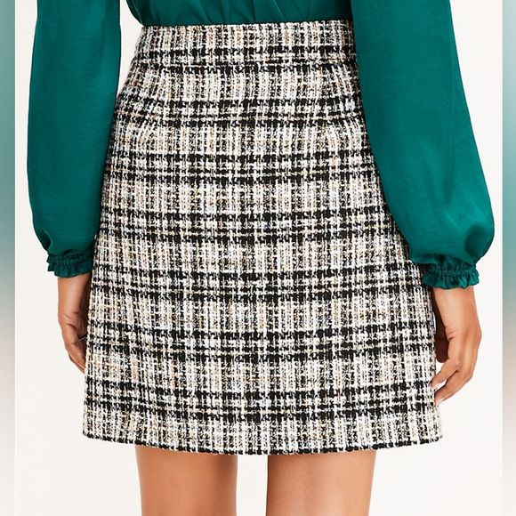 NEW LOFT Ann Taylor Tweed Shimmer Shift Skirt - Picture 3 of 10
